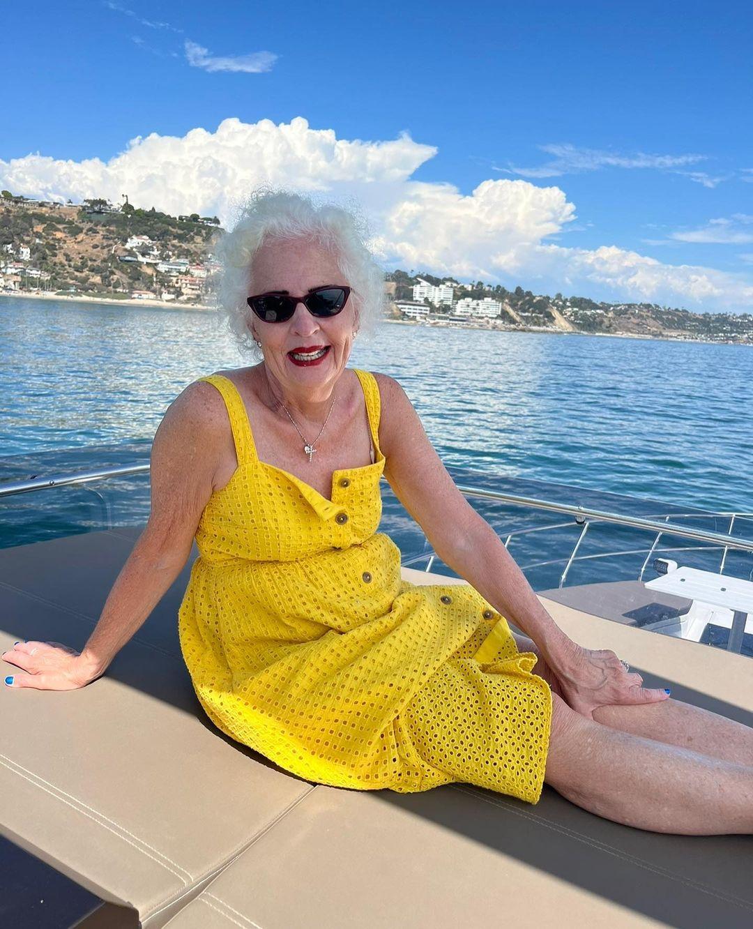 Amanda Kloots Credits Mom For Teaching Her To 'Celebrate Life' In Sweet 75th Birthday Tribute