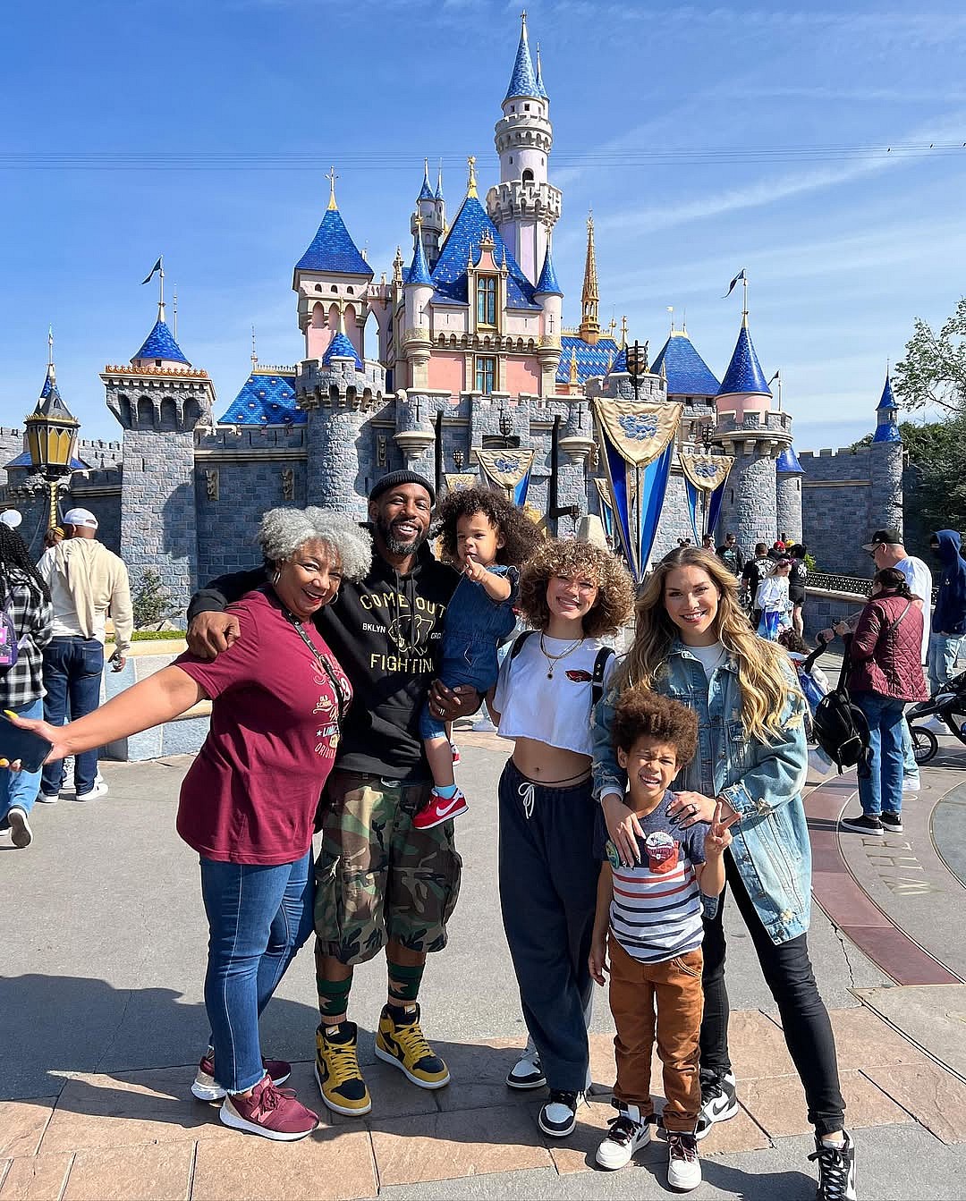 Allison Holker, twitch, and family