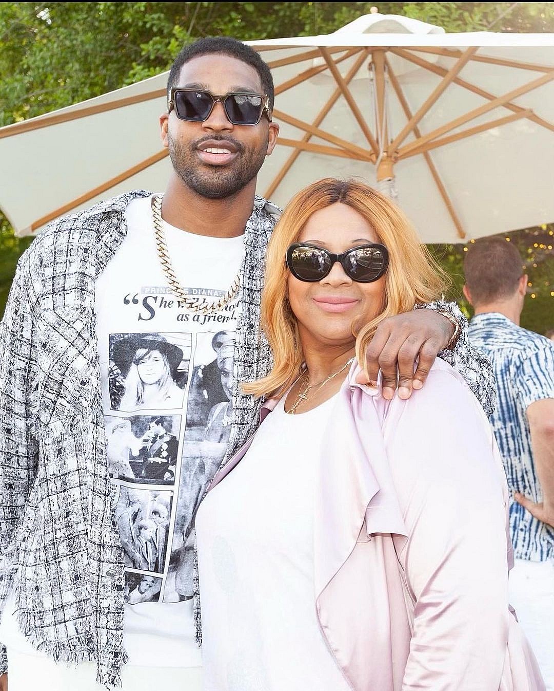 Tristan Thompson with his mom Andrea Thompson