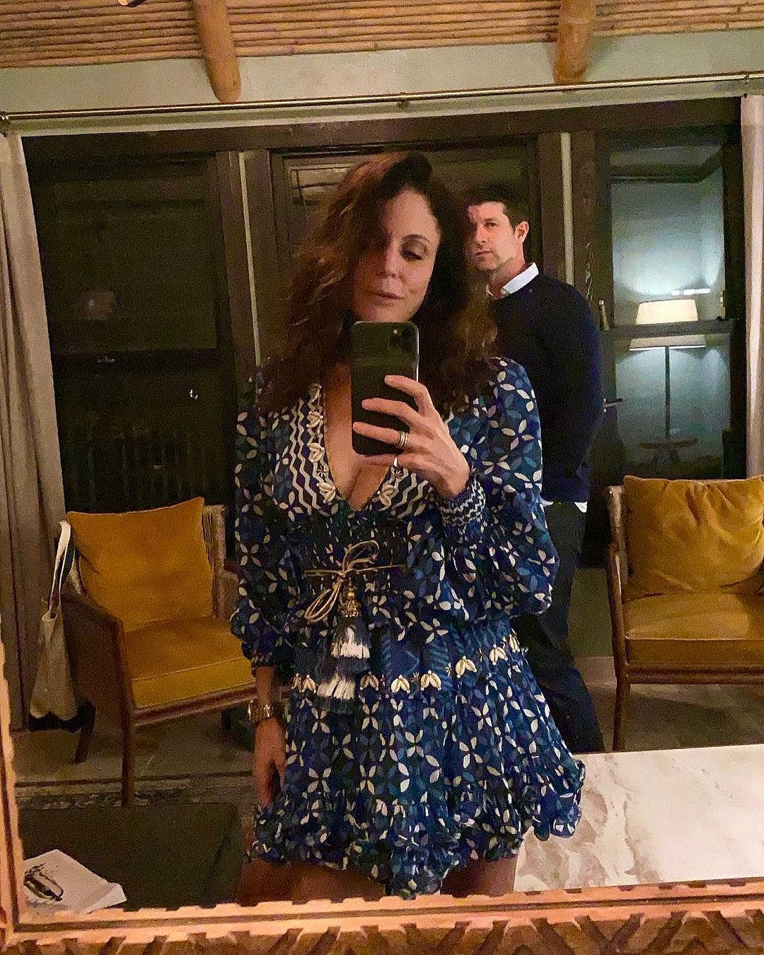 Bethenny Frankel Tells Her Engagement Story While Flaunting Her Massive Diamond Rock