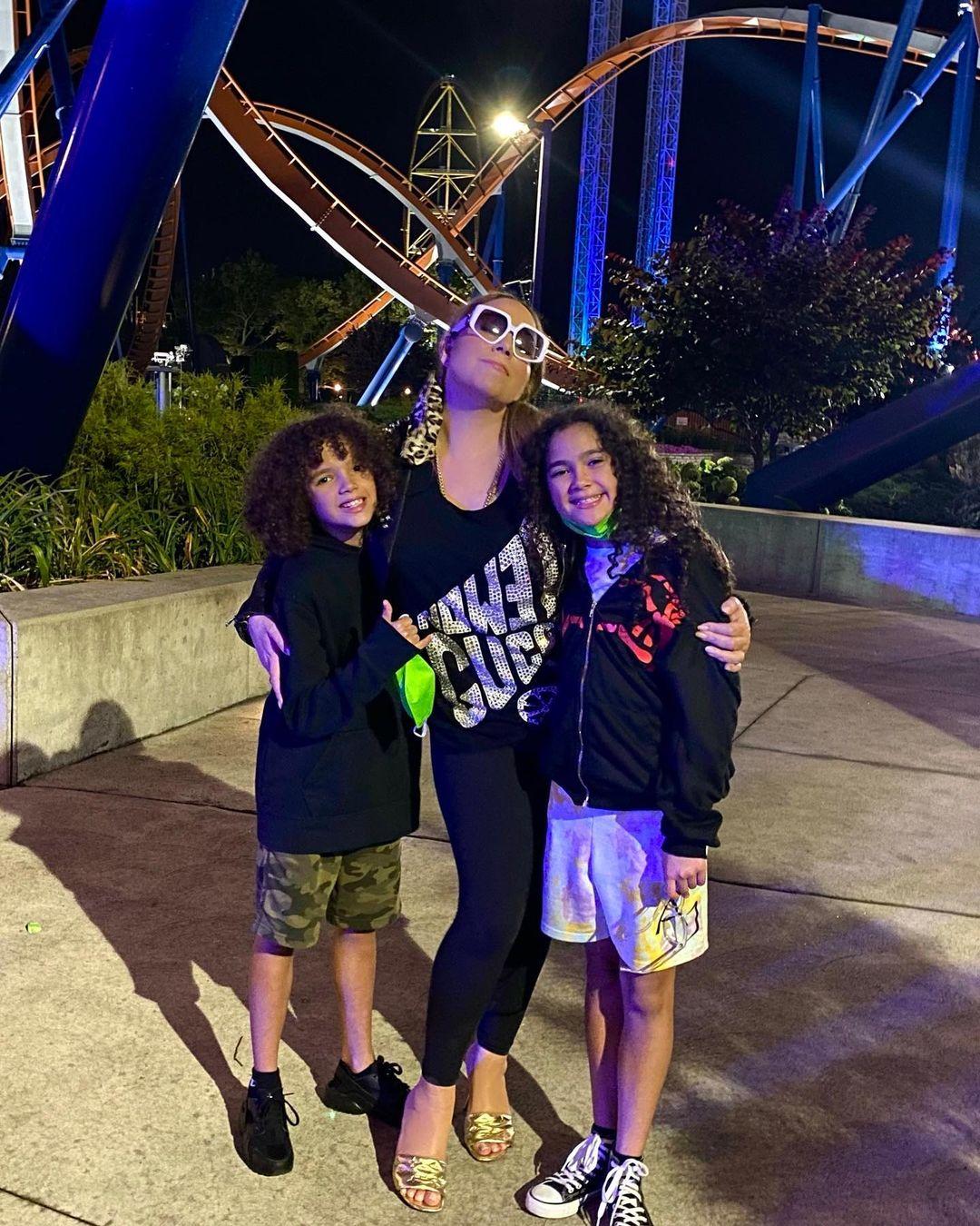 Mariah Carey and her twins