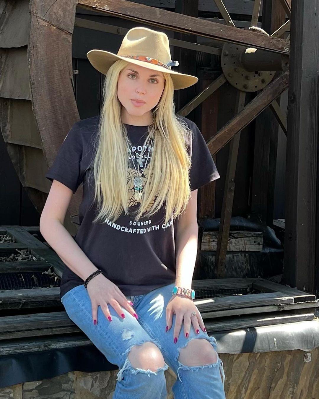 Billy Ray Cyrus and Firerose engaged