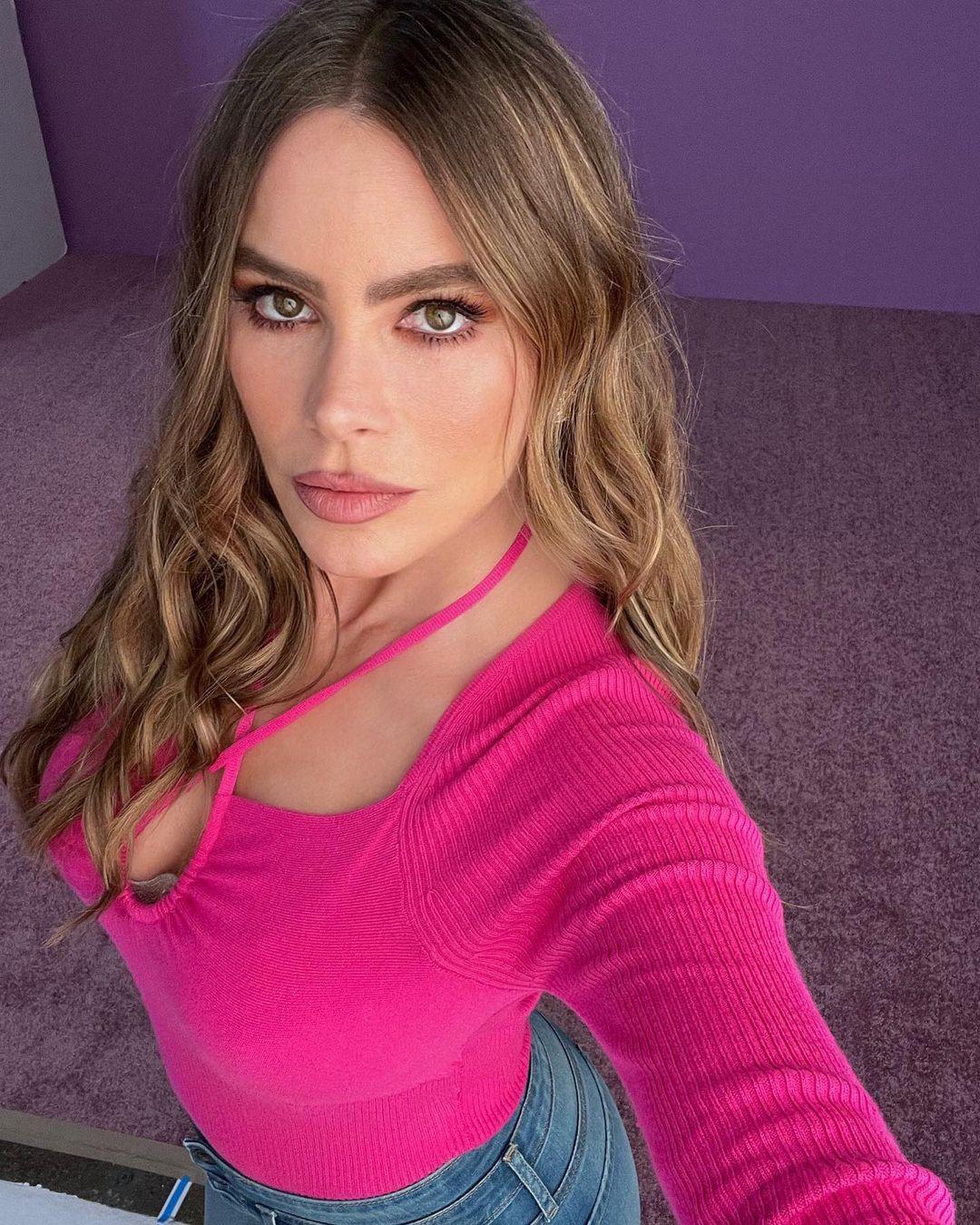Fans Ask Sofia Vergara If She's Even Ageing After Series Of Sultry Snaps On IG