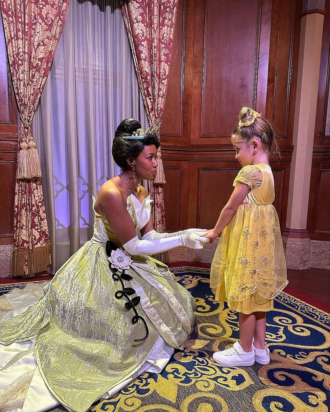 Brittney And Jason Aldean Visit Disney World With Family