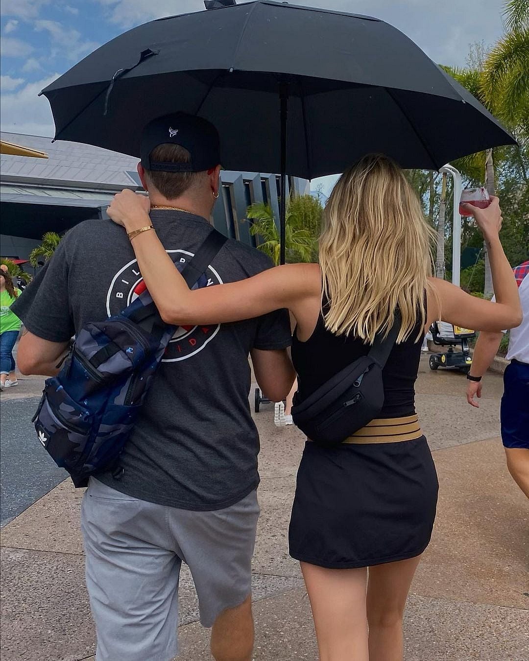 Brittney And Jason Aldean Visit Disney World With Family