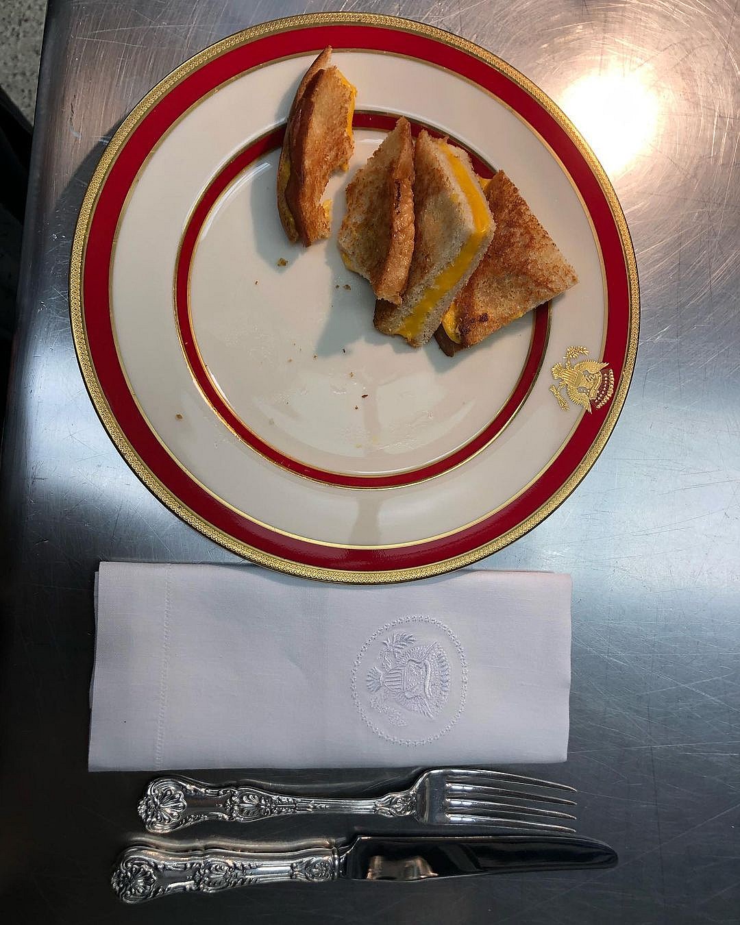 Kim Kardashian flaunts her cooking skills with grilled cheese meal