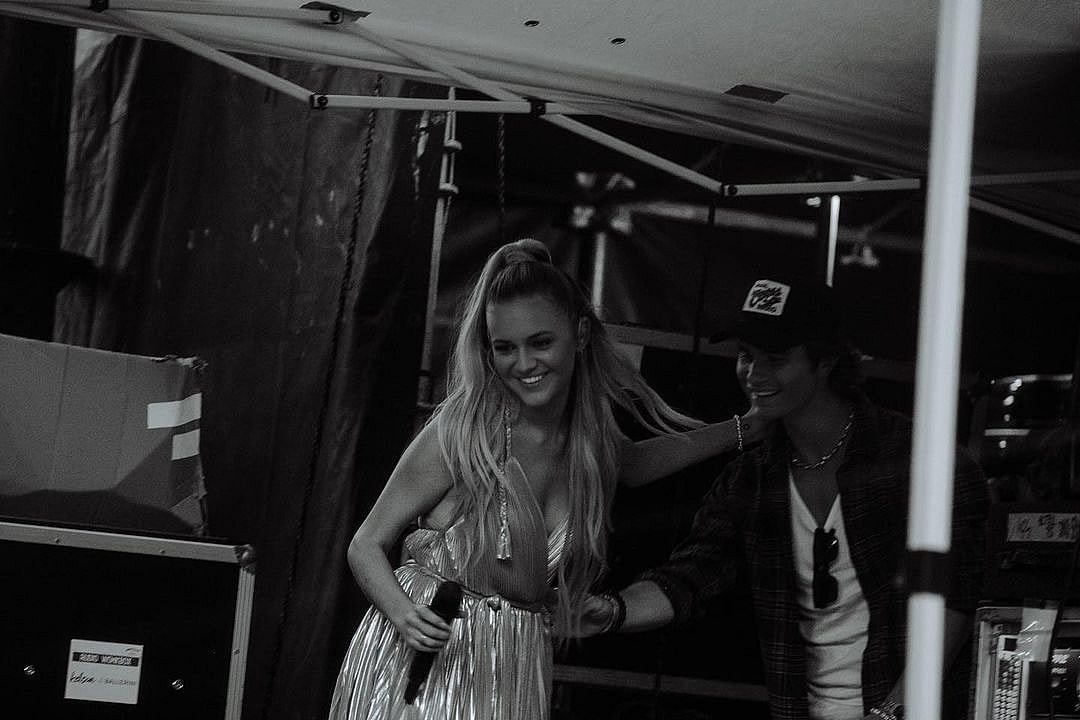 Kelsea Ballerini Signs Out Of 'My Favorite Tour' With Photo Of Beau & Heartfelt Tribute