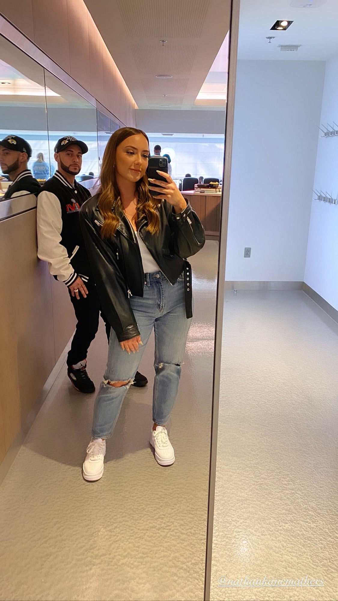 Hailie Jade taking a selfie at the Super Bowl LVI