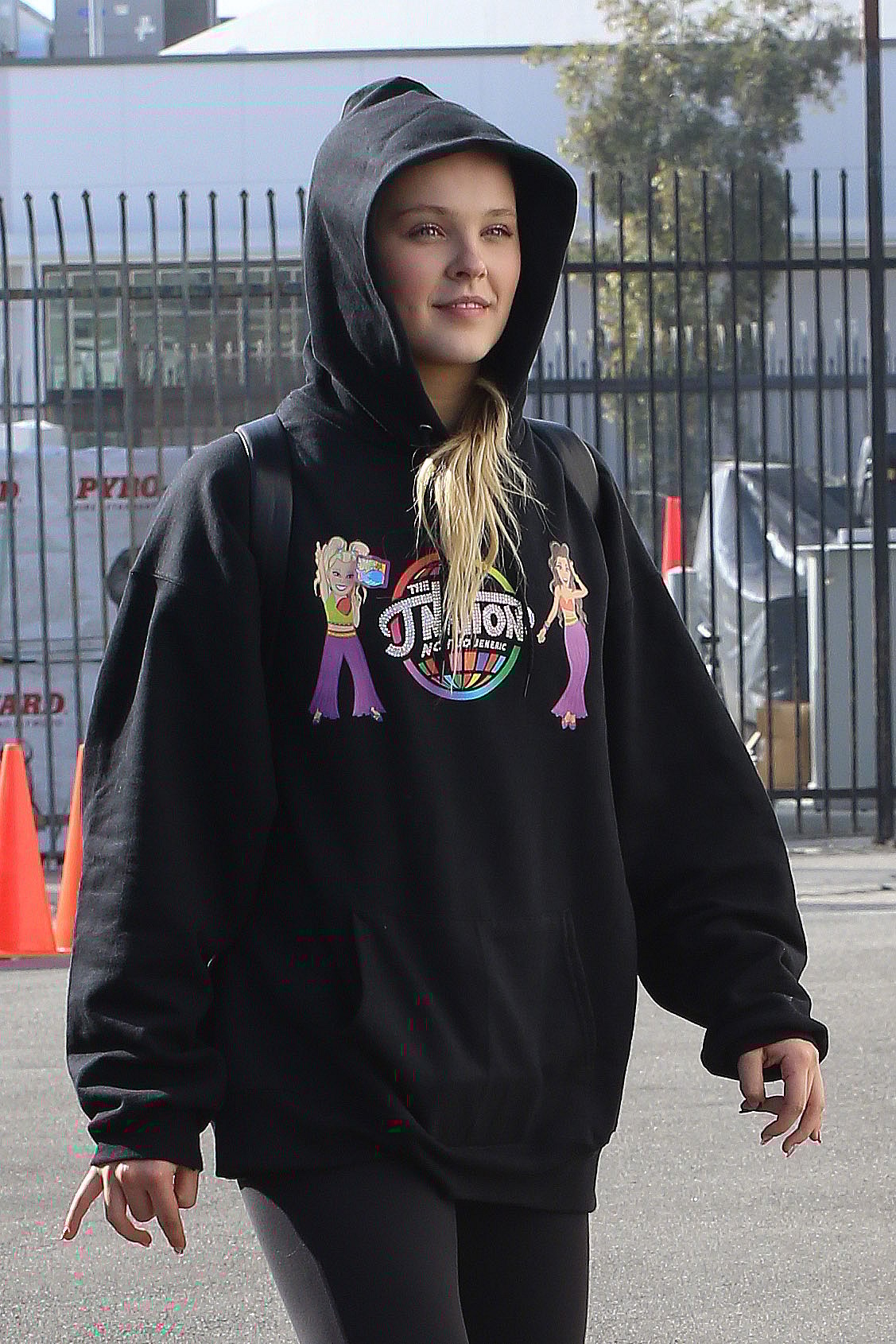 JoJo Siwa shows off her moves at the dance studio