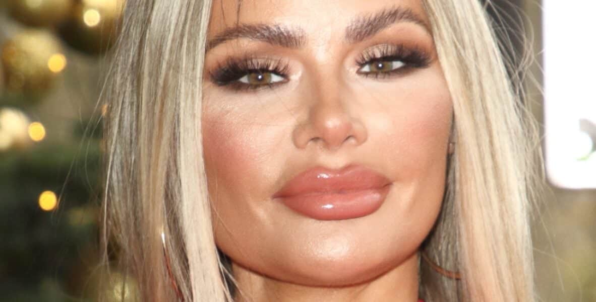 Sims Candy Chloe Sims Does Bikini Gymnastics On Tropical Island