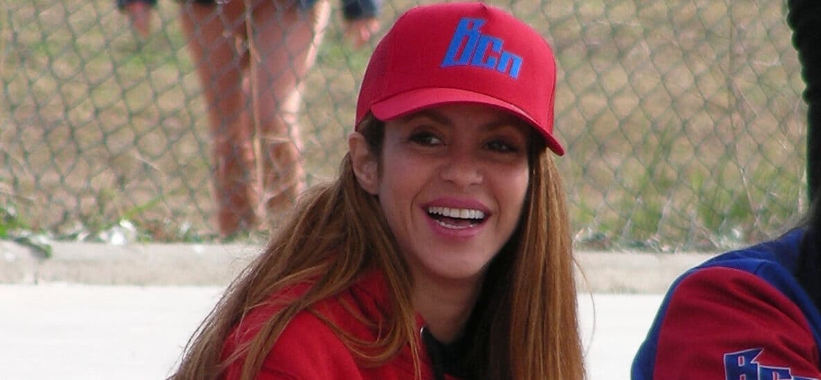 Shakira the best cheerleader for her son Milan in his last baseball match in Barcelona
