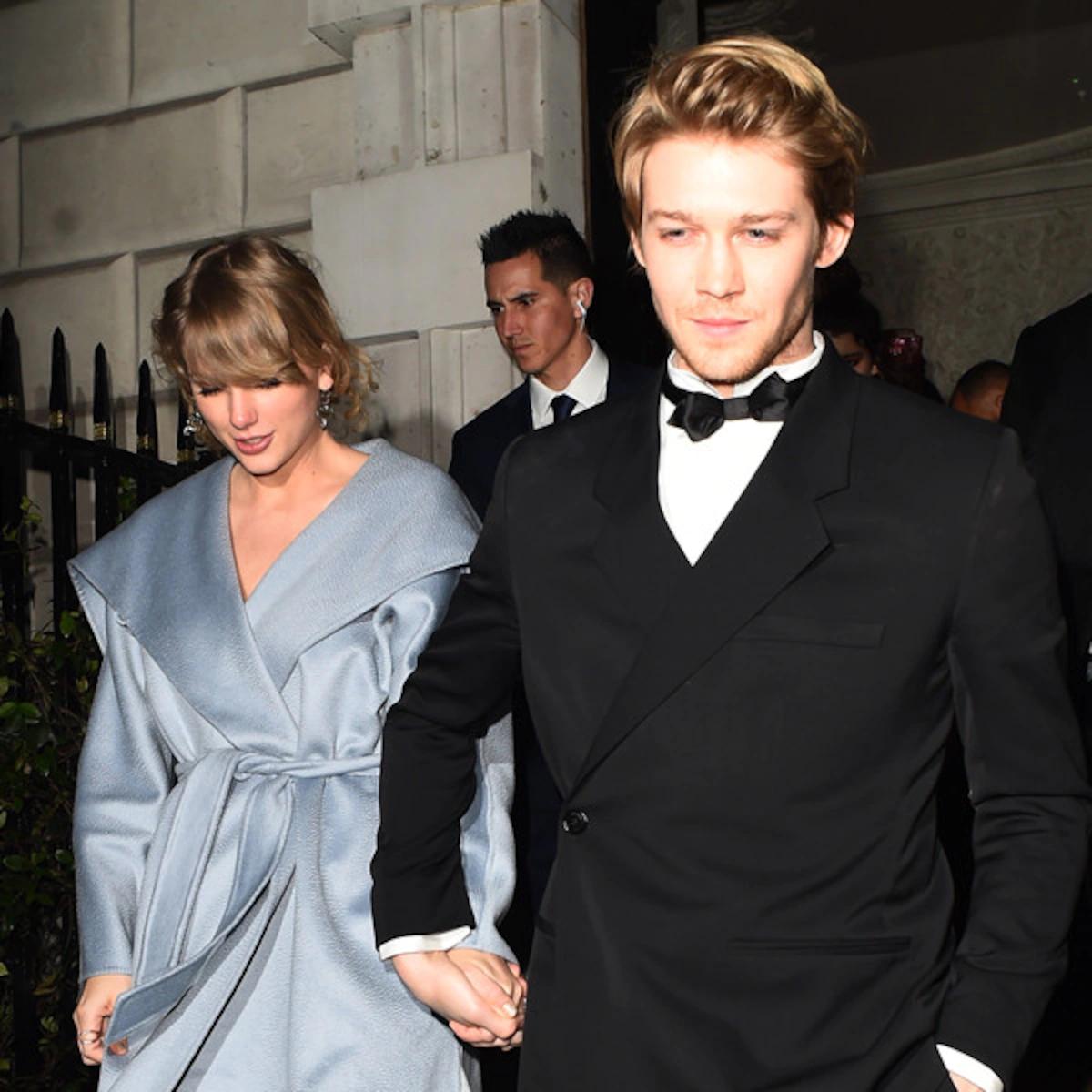 Joe Alwyn 3