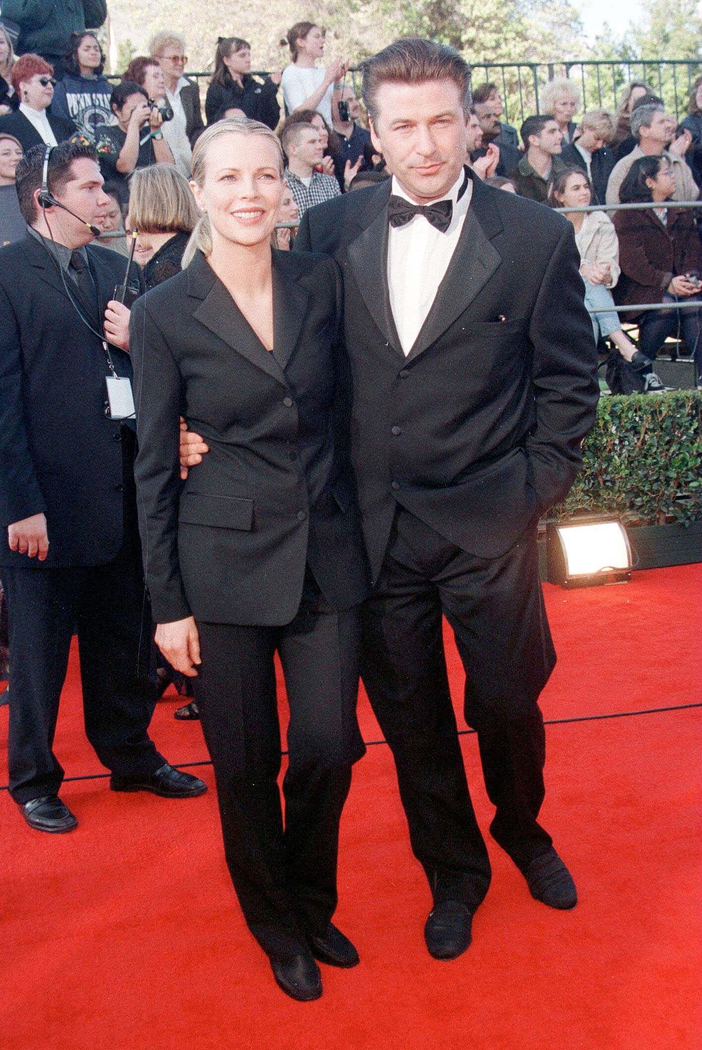 © 1999 RAMEY PHOTO AGENCY 310.828.34451999 SAG AWARDS (Arrival)Kim Basinger & Alec Baldwin3/7/1999.JR (Mega Agency TagID: MEGAR122598_30799.jpg) [Photo via Mega Agency]