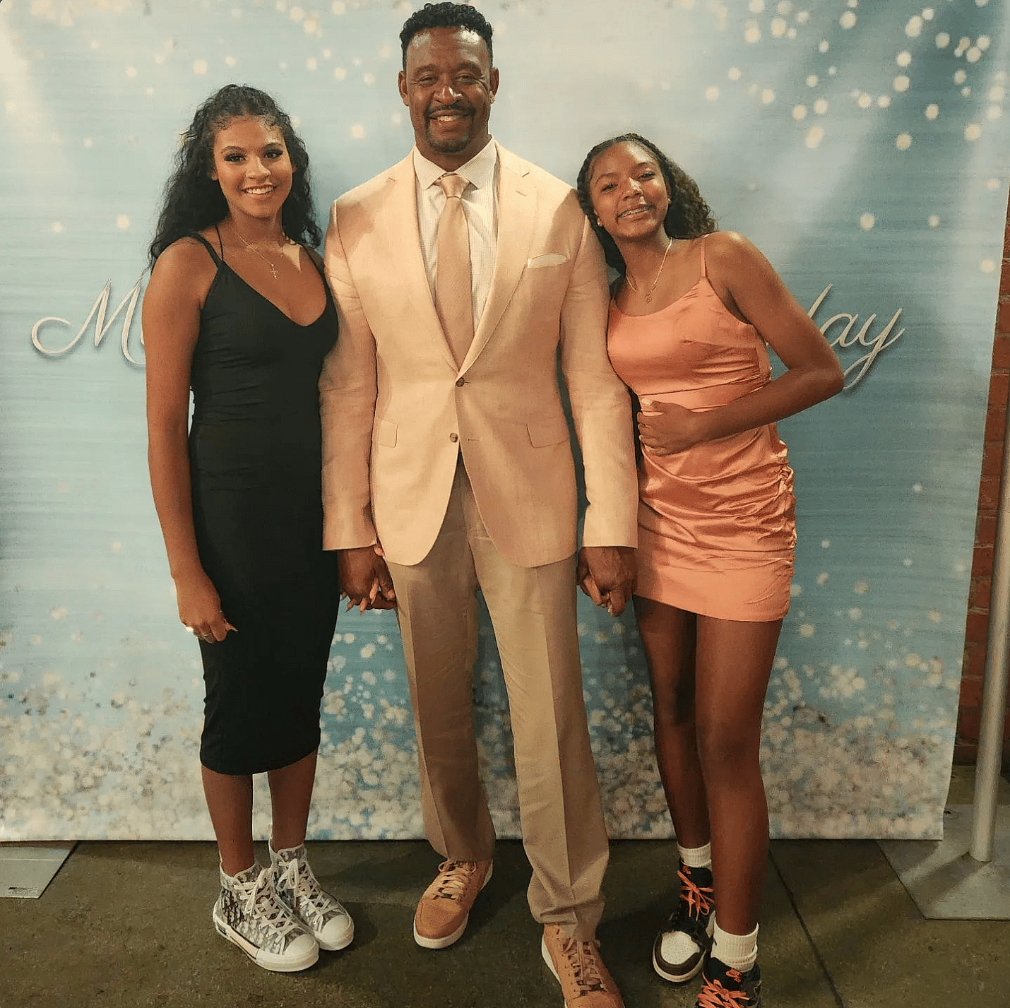 Ex-Patriots Star Willie McGinest Sued Over Alleged Nightclub Assault