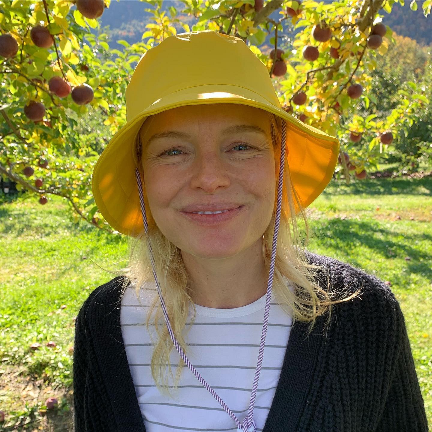 Justin Long and Kate Bosworth chronicle their relationship on her 40th birthday