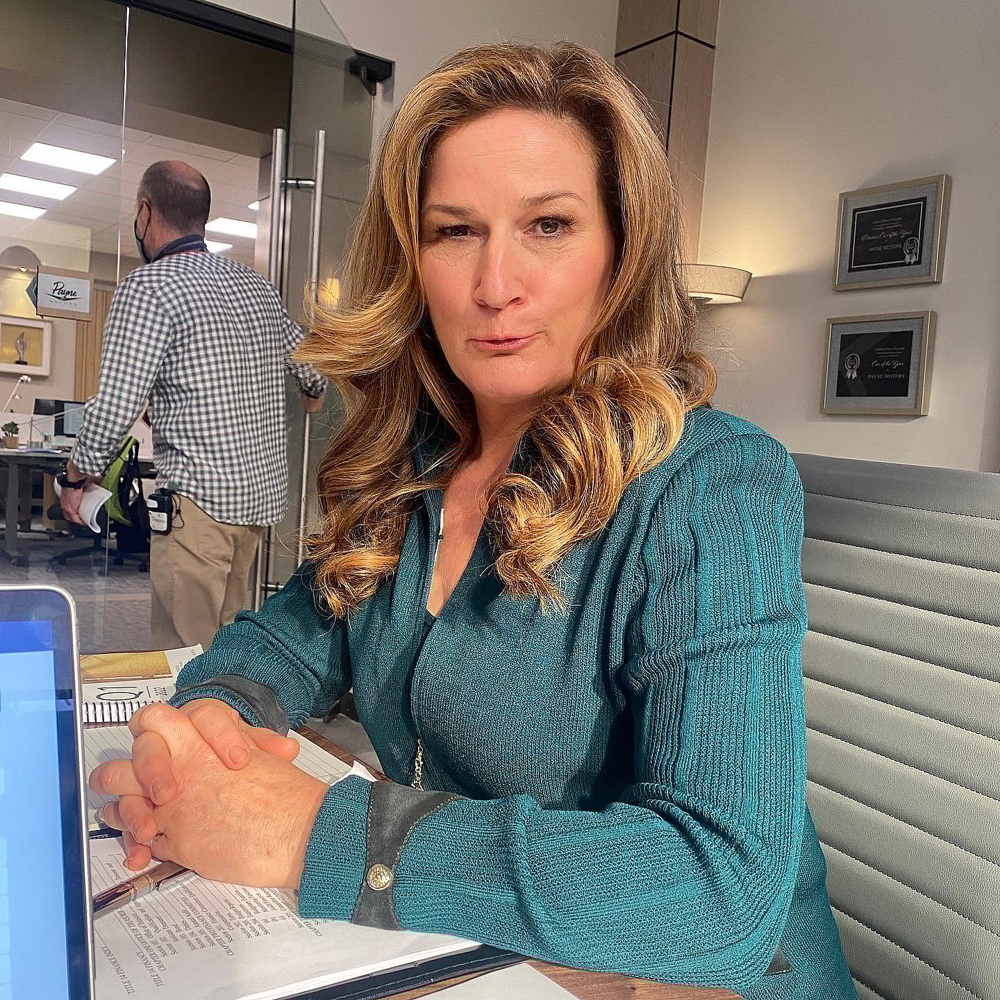 Ana Gasteyer on set of American Auto