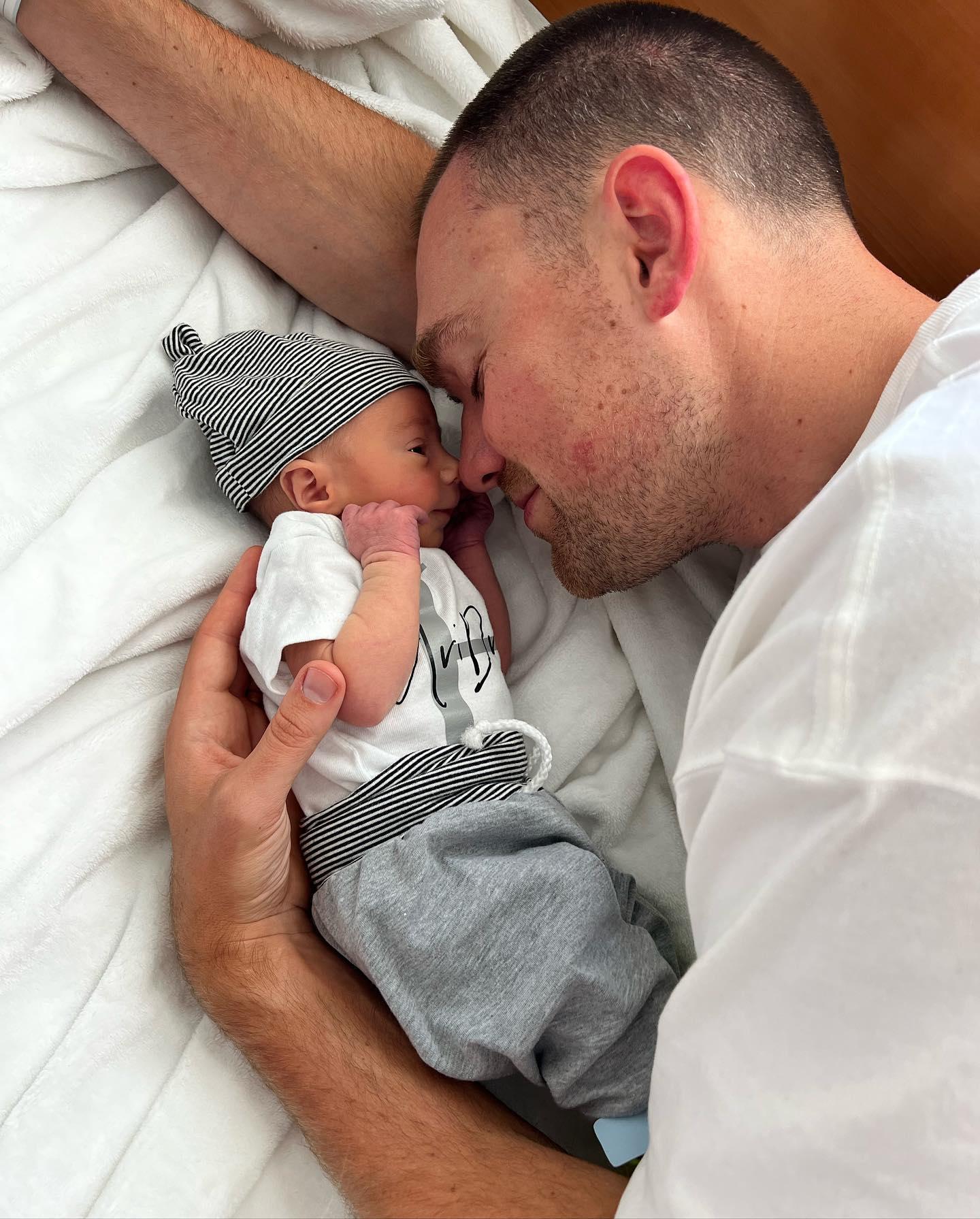 Sydney Cummings and Dustin Houdyshell welcome their first son, Ari Drew Houdyshell, on June 22, 2022 