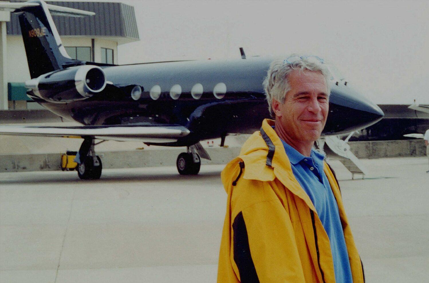 Jeffrey Epsteins properties and planes including Lolita Express shown to jurors in Ghislaine Maxwell sex trafficking trial