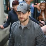 Daniel Radcliffe, Harry Porter Star, leaving BBVC Radio Two Radio Studios - London. 25 Apr 2019 Pictured: Daniel Radcliffe. Photo credit: mega TheMegaAgency.com +1 888 505 6342 (Mega Agency TagID: MEGA405606_001.jpg) [Photo via Mega Agency]