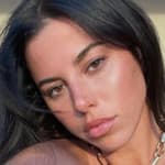 Victoria Villarroel takes a selfie.