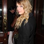 Taylor Swift arriving at The Landmark Hotel in Marylebone