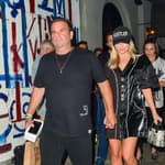Sara Foster outside Craig apos s Restaurant in West Hollywood