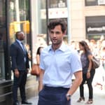 You star Penn Badgley