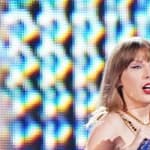 Taylor Swift performs in Arlington Texas