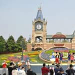 Guest Banned From Disney Park After Confrontation With Police