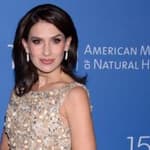 Hilaria Baldwin at the American Museum of Natural History 2019 Museum Gala