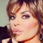Lisa Rinna close up