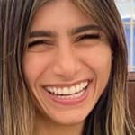 Mia Khalifa close up