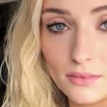 Sophie Turner close up