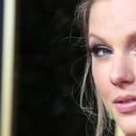 Taylor Swift close up