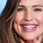 Jennifer Garner close up