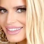 Jessica Simpson smiling