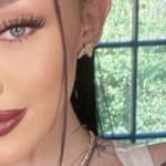 Noah Cyrus close up