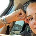Alexandra Ianculescu takes a selfie.