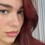 Dua Lipa takes a selfie