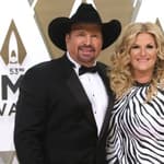 Garth Brooks and Trisha Yearwood at the 53rd Annual CMA Awards
