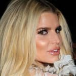 Jessica Simpson heads out in NYC
