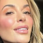 Jena Sims selfie