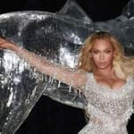 Beyoncé stuns in glittering ensemble