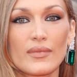 Bella Hadid close up