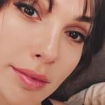 Gal Gadot close up