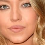 Sydney Sweeney close up