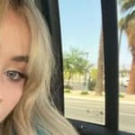 Sabrina Carpenter selfie