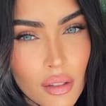 Megan Fox selfie