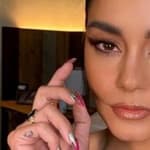 Vanessa Hudgens selfie
