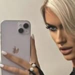 Blake Monroe mirror selfie
